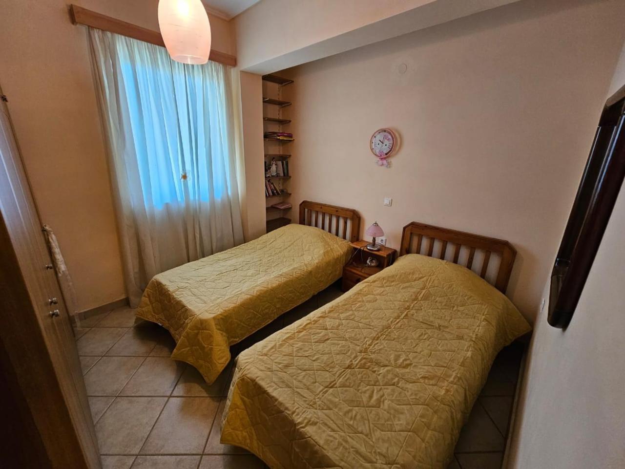 Appartamento Eva'S Poros  Esterno foto